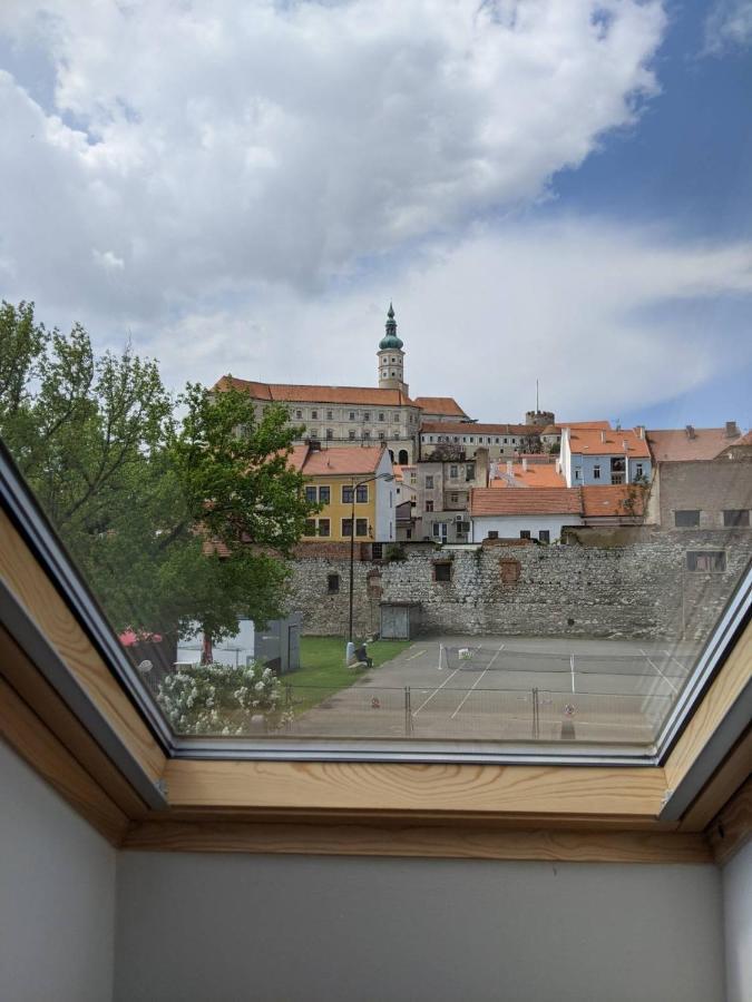 Rv Apartman Mikulov Buitenkant foto